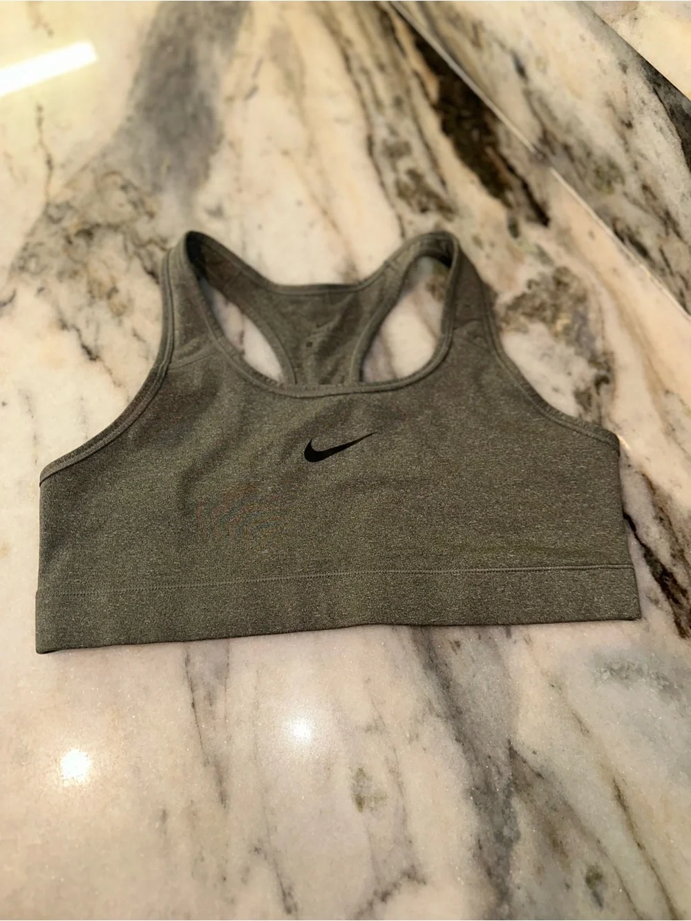 Nike Size Large Women's Gray Racerback Sports Bra - Supportive Athletic Comfort